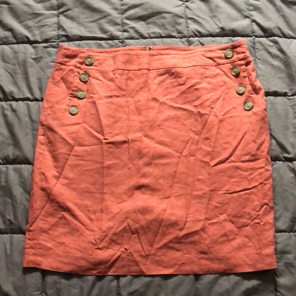 salmon skirt !